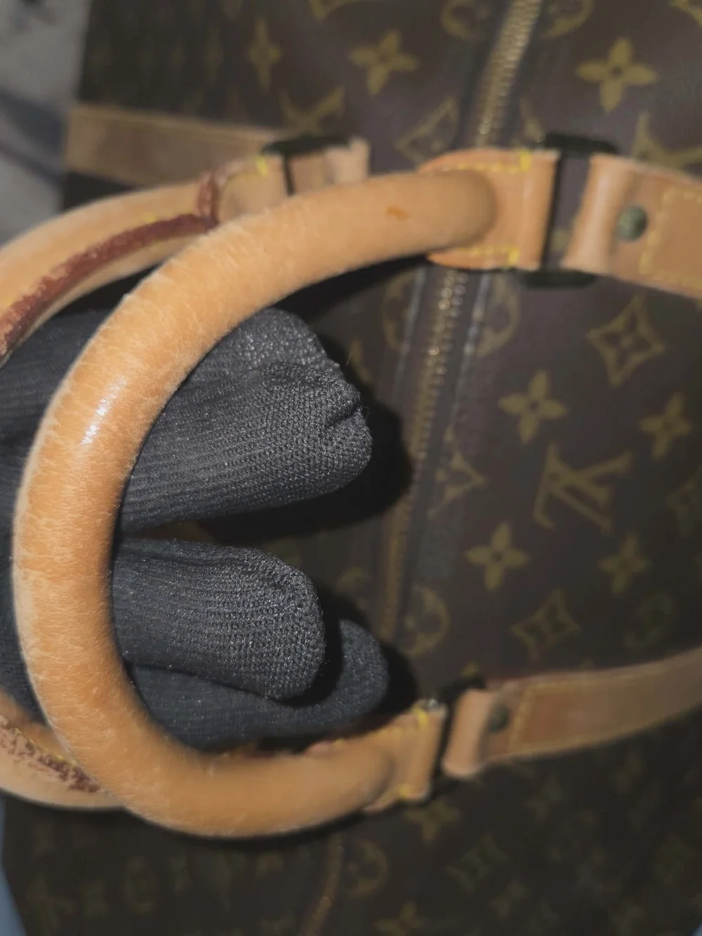 Louis Vuitton want add
